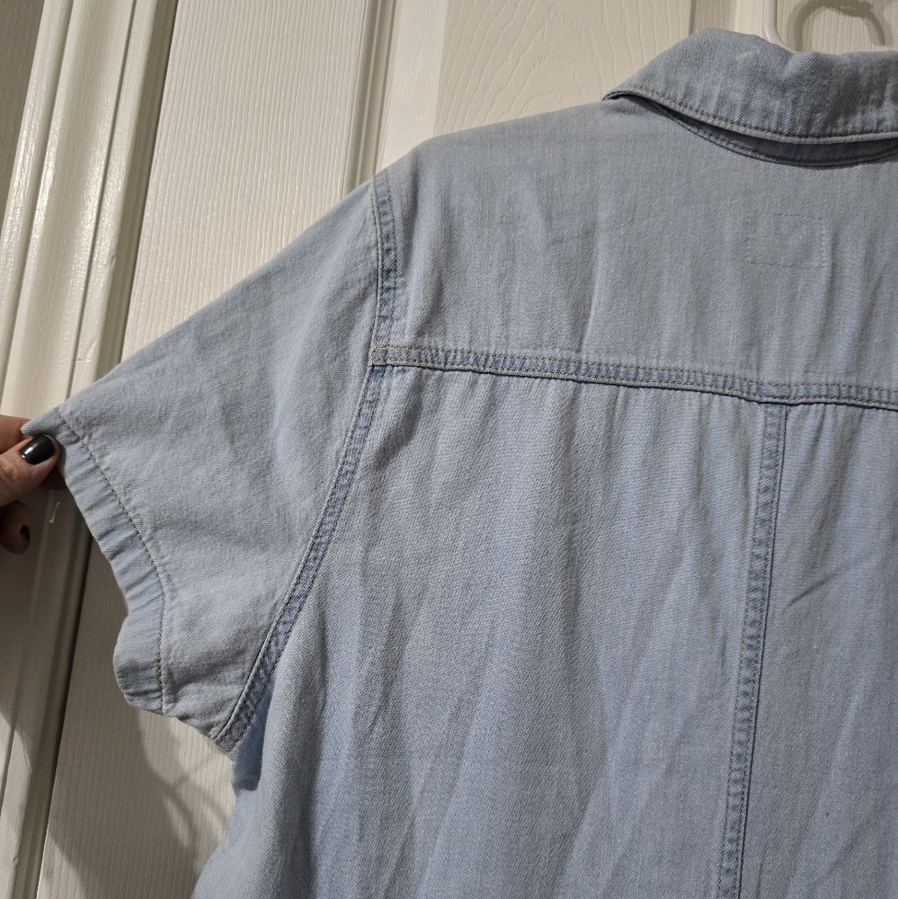 NWT Levi's Short-Sleeve Heritage Romper, Light Wash Denim, Relaxed, Sz Large. - Picture 10 of 16
